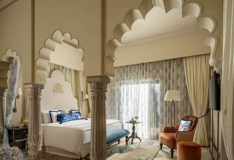 スタンダードルーム, Taj Usha Kiran Palace, Gwalior