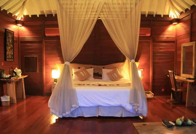 Villa 1 Makuuhuone, Kupu Kupu Barong Villas And Tree Spa By L’occitane