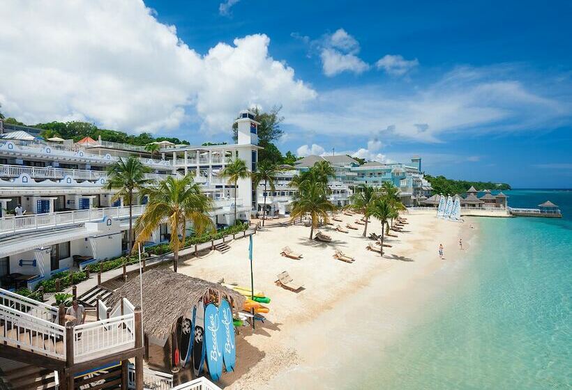 سوییت لوکس, Beaches Ocho Rios - All Inclusive