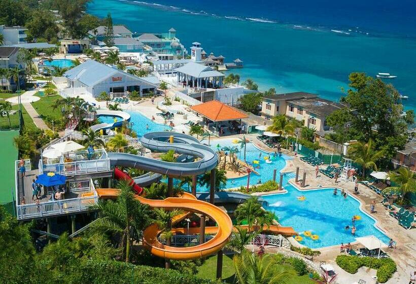اتاق خانوادگی, Beaches Ocho Rios - All Inclusive