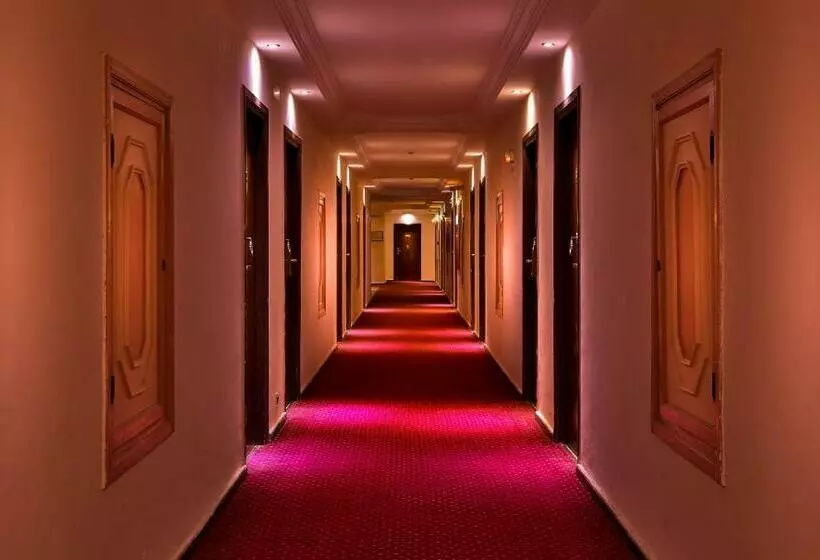 اتاق استاندارد با چشم‌انداز استخر, El Andalous Lounge & Spa