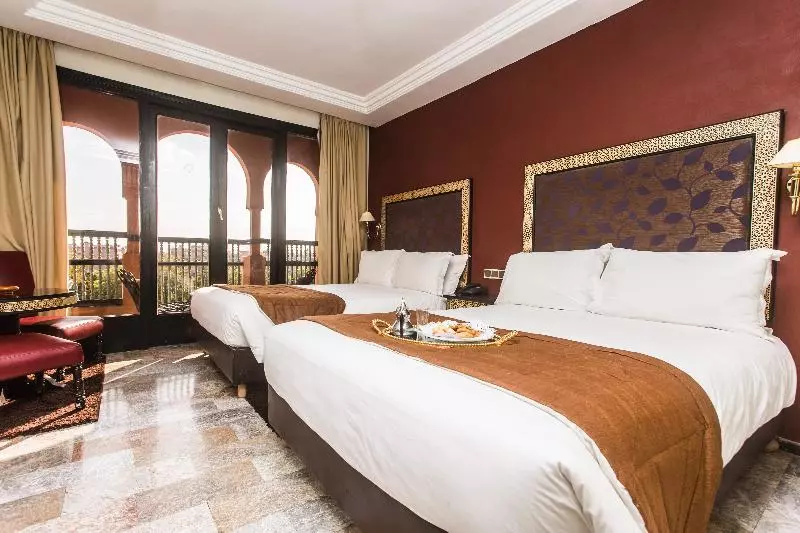 اتاق استاندارد با چشم‌انداز استخر, El Andalous Lounge & Spa
