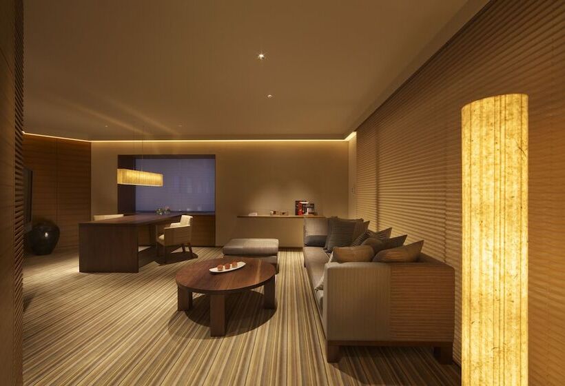 Люкс, Hyatt Regency Tokyo