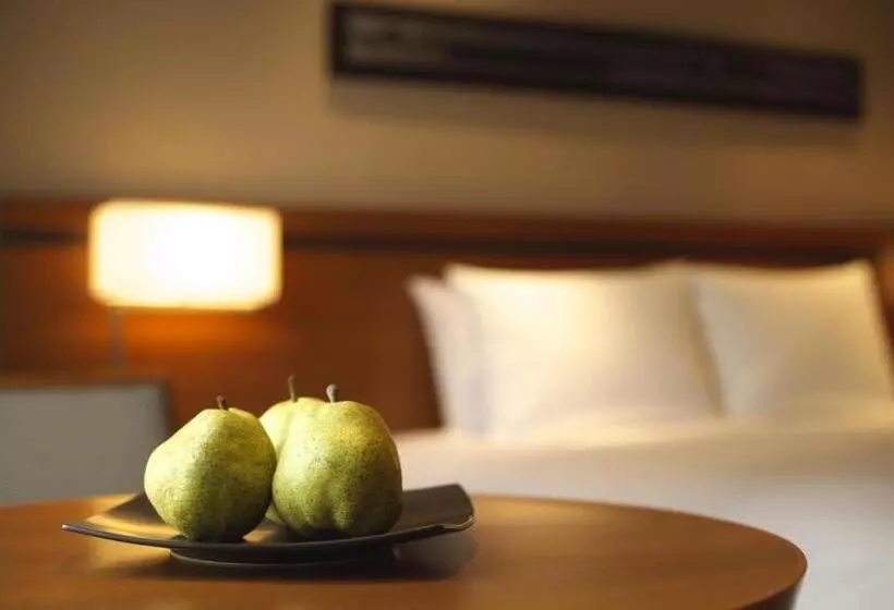 キングサイズベッドのクラブルーム, Hyatt Regency Tokyo