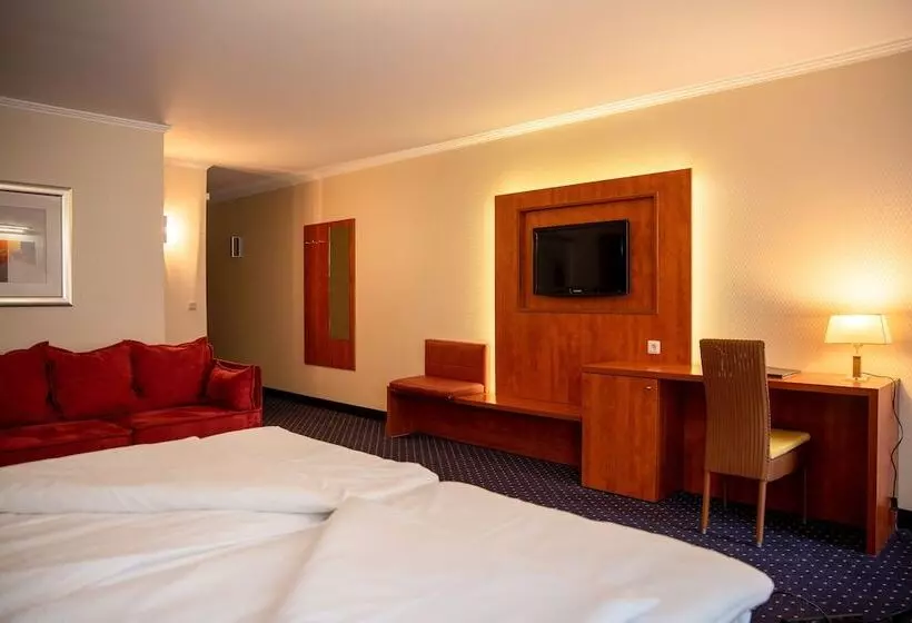 سوییت جونیور, Koener Hotel & Spa