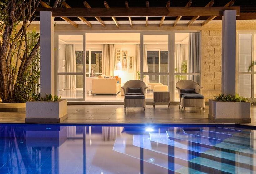 Вилла Deluxe 3 Спальни, Leopard Beach Resort And Spa