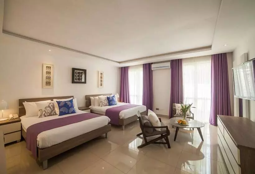 ویلا دلوکس 3 خوابه, Leopard Beach Resort And Spa