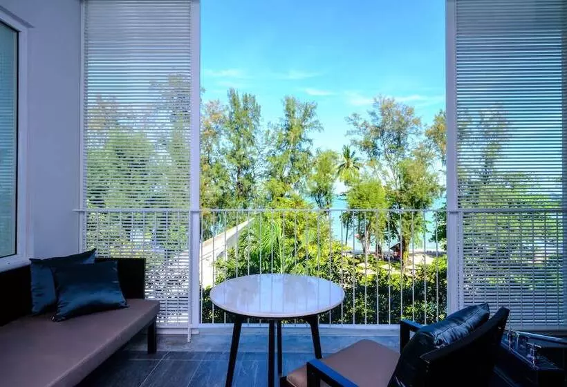 オーシャンビューデラックスルームバルコニー付き, Lone Pine, Penang, A Tribute Portfolio Resort