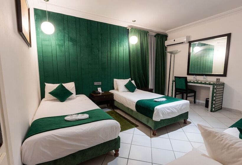 标准单人间, Majestic