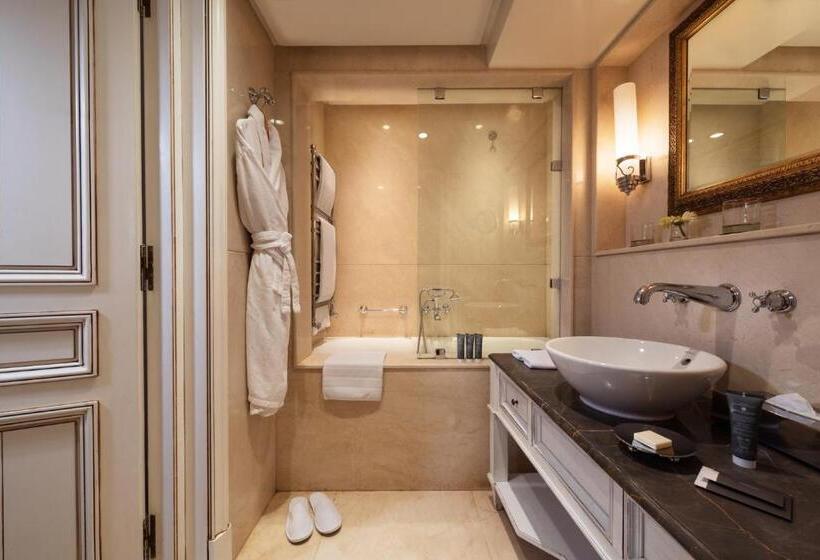 اتاق استاندارد با چشم‌انداز باغ, Michlifen Resort & Golf