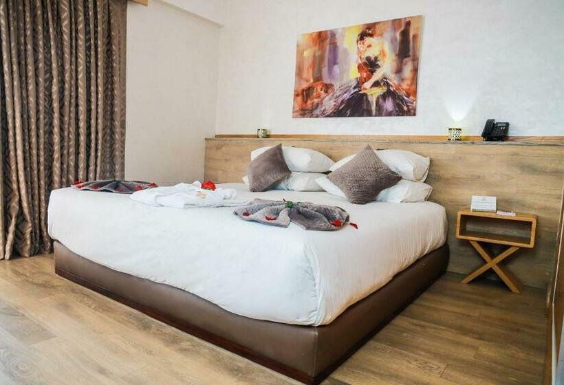 标准间带游泳池, Mabrouk Hotel And Suites Adult Only