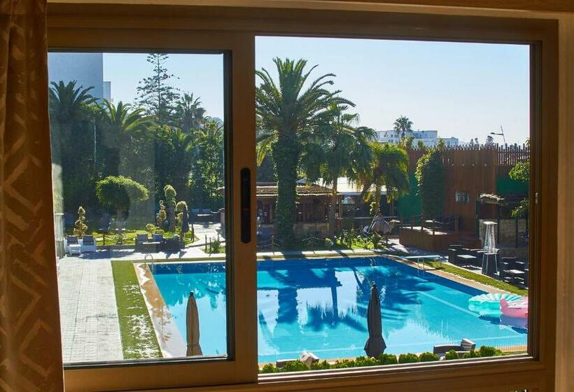 Номер Стандарт Вид на Бассейн, Mabrouk Hotel And Suites  Adult Only