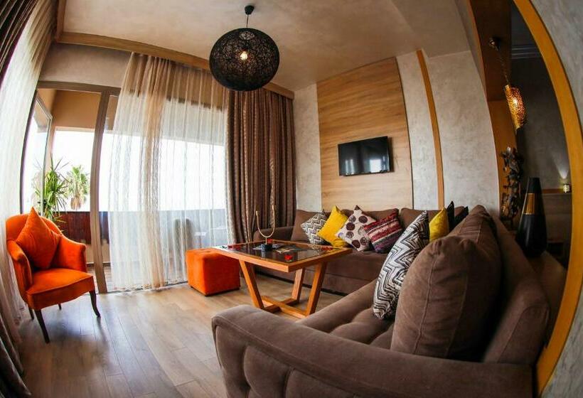 带海景的复工套房, Mabrouk Hotel And Suites Adult Only