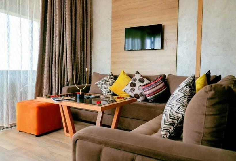 带海景的复工套房, Mabrouk Hotel And Suites Adult Only