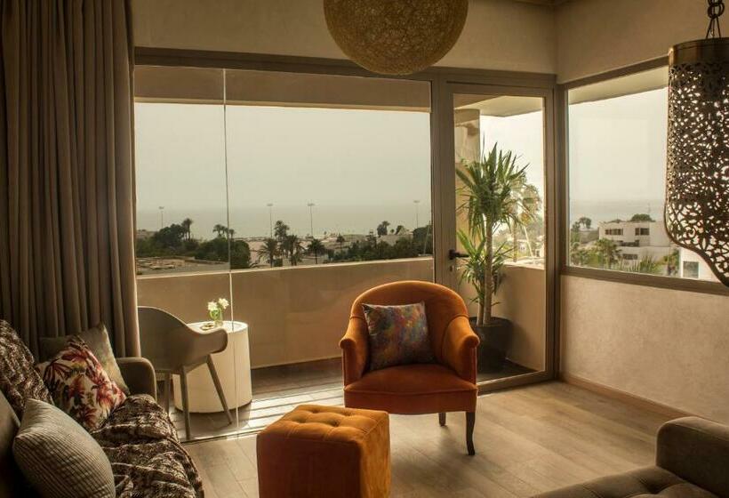 带海景的复工套房, Mabrouk Hotel And Suites Adult Only