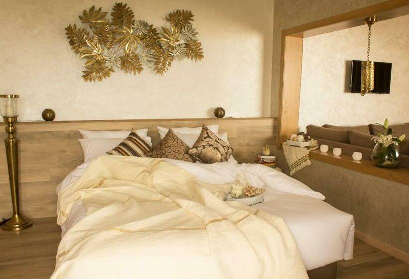 带海景的复工套房, Mabrouk Hotel And Suites Adult Only