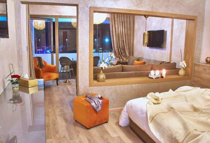 带海景的复工套房, Mabrouk Hotel And Suites Adult Only