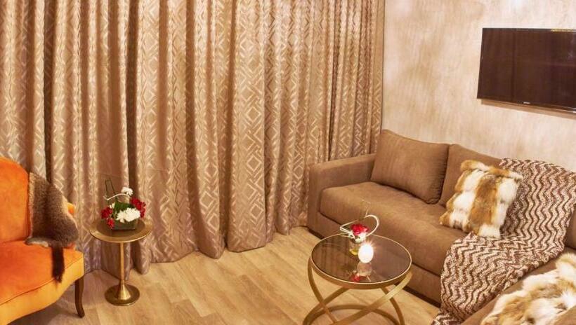 带海景的复工套房, Mabrouk Hotel And Suites Adult Only