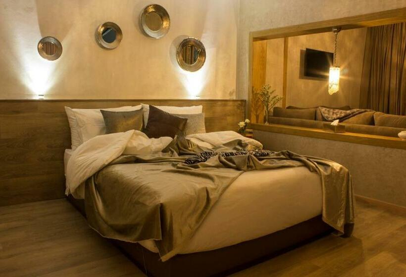 带海景的复工套房, Mabrouk Hotel And Suites Adult Only