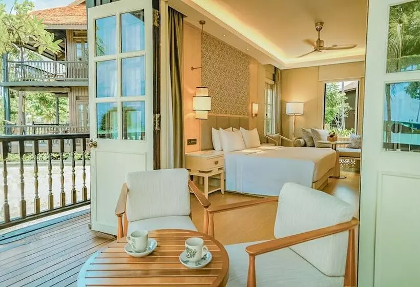 اتاق استاندارد با چشم‌انداز دریا, Pelangi Beach Resort & Spa, Langkawi