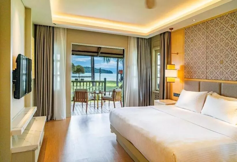 اتاق استاندارد با چشم‌انداز, Pelangi Beach Resort & Spa, Langkawi