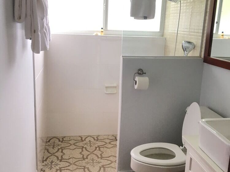 اتاق استاندارد, Toby S Resort