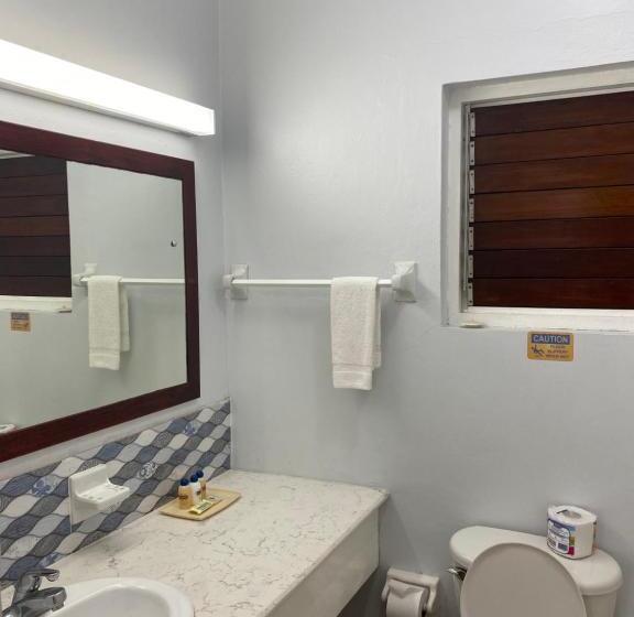 اتاق لوکس, Toby S Resort