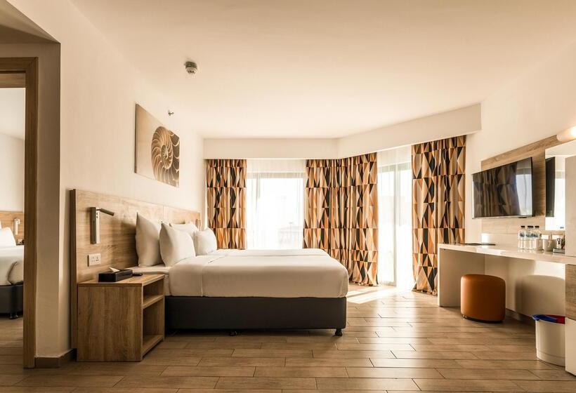 اتاق خانوادگی با چشم‌انداز دریا, Ax Odycy