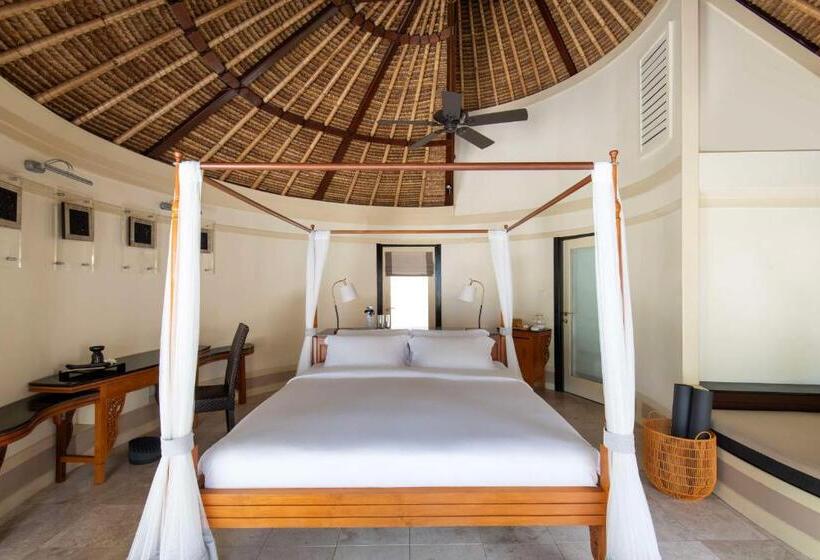 ویلای یک اتاق خوابه با استخر شنا, Banyan Tree Vabbinfaru