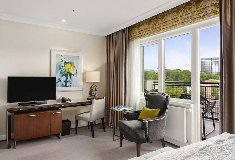 اتاق سوپریور, Continental