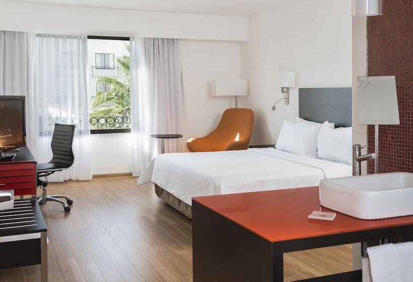 Номер Superior, Fiesta Inn Queretaro