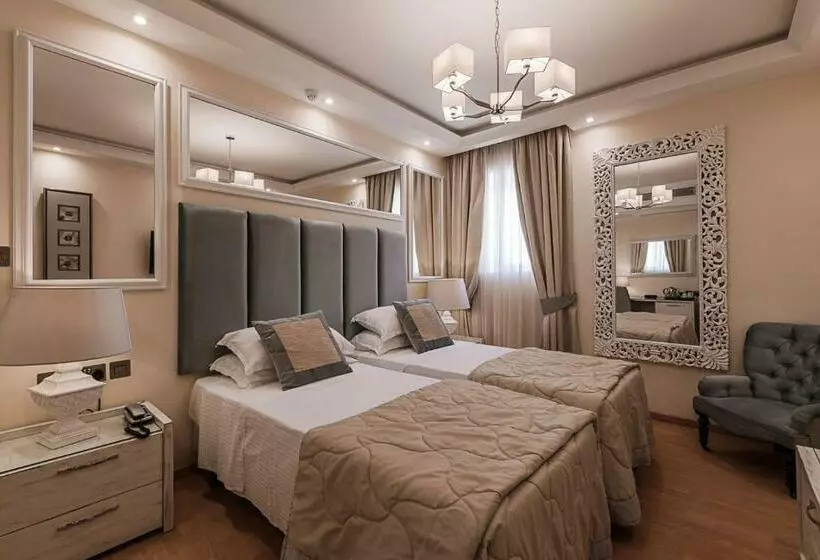 Cameră Standard, Osborne