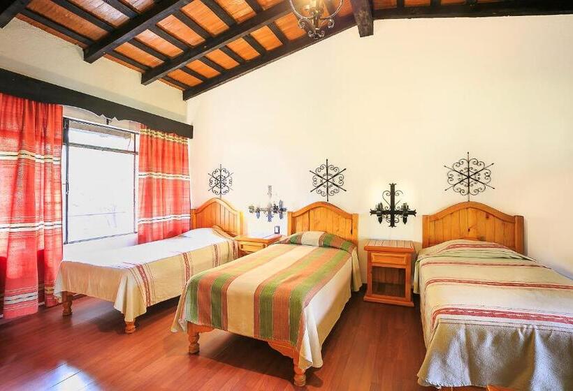 غرفة أساسية ثلاثية, Pie De La Sierra