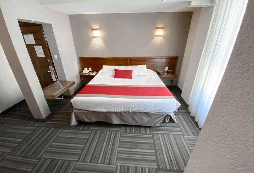 标准间带双人床, Ramada Plaza By Wyndham Leon