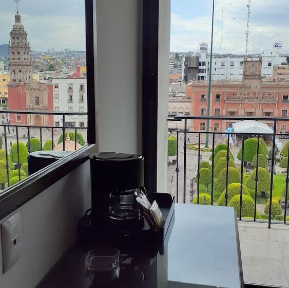 套房, Ramada Plaza By Wyndham Leon