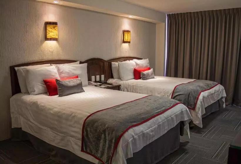 اتاق استاندارد با 2 تخت دوبل, Ramada Plaza By Wyndham Leon