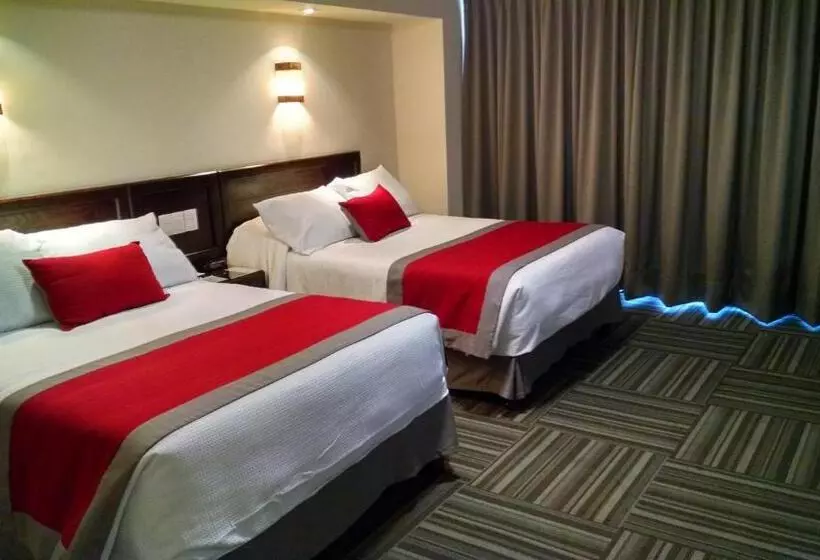 اتاق استاندارد برای معلولان, Ramada Plaza By Wyndham Leon