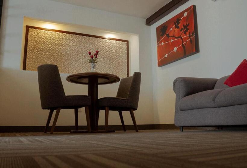 套房, Ramada Plaza By Wyndham Leon