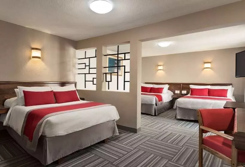 اتاق استاندارد, Ramada Plaza By Wyndham Leon