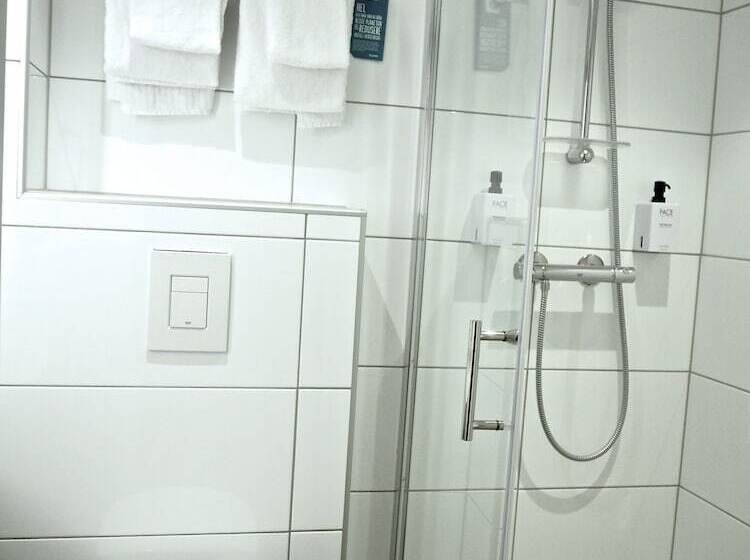 חדר משפחתי, Scandic Solli