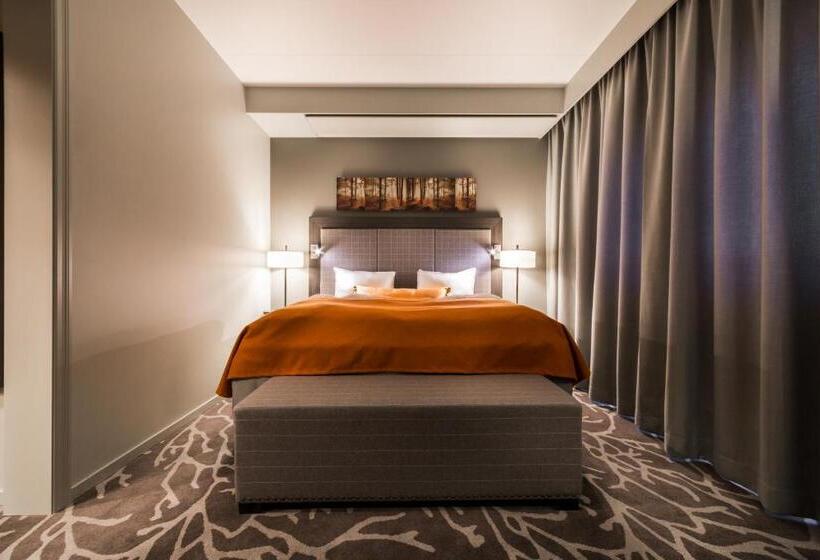 اتاق استاندارد پلاس, Soria Moria Hotell