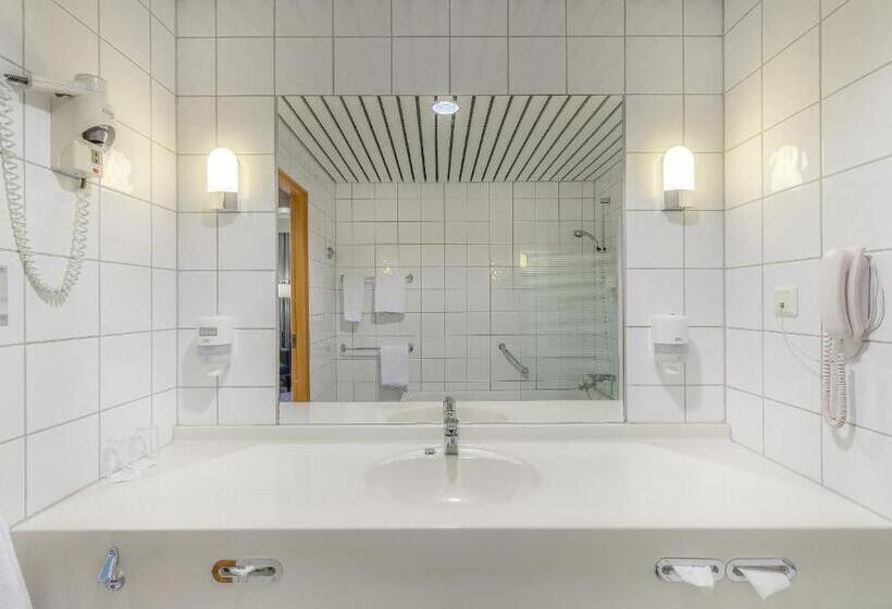 اتاق استاندارد پلاس, Soria Moria Hotell