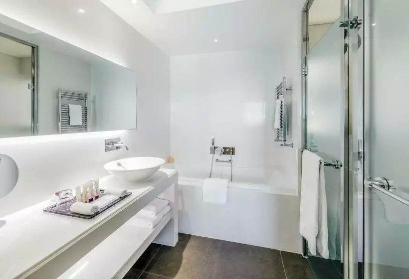 اتاق استاندارد با چشم‌انداز دریا, Monte Carlo Bay Hotel & Resort
