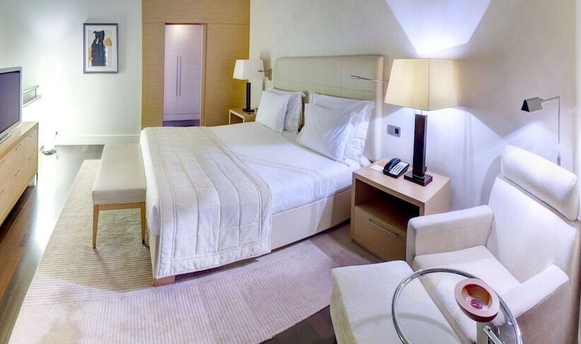 سوییت دوبلکس, Monte Carlo Bay Hotel & Resort