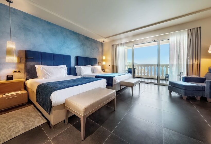 اتاق استاندارد با چشم‌انداز دریا, Monte Carlo Bay Hotel & Resort