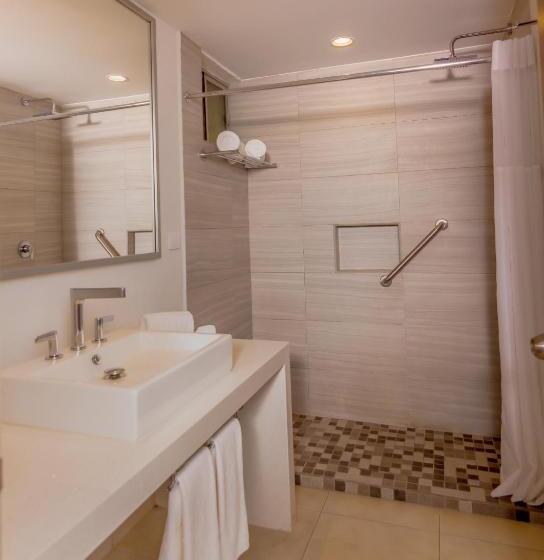 חדר אקזקיוטיב, Gamma Guaymas Armida