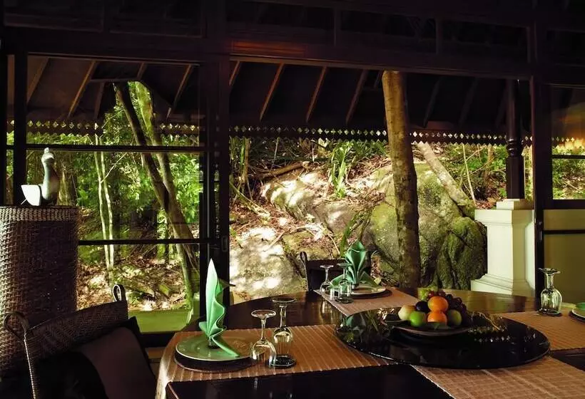آپارتمان 4 خوابه, Pangkor Laut Resort