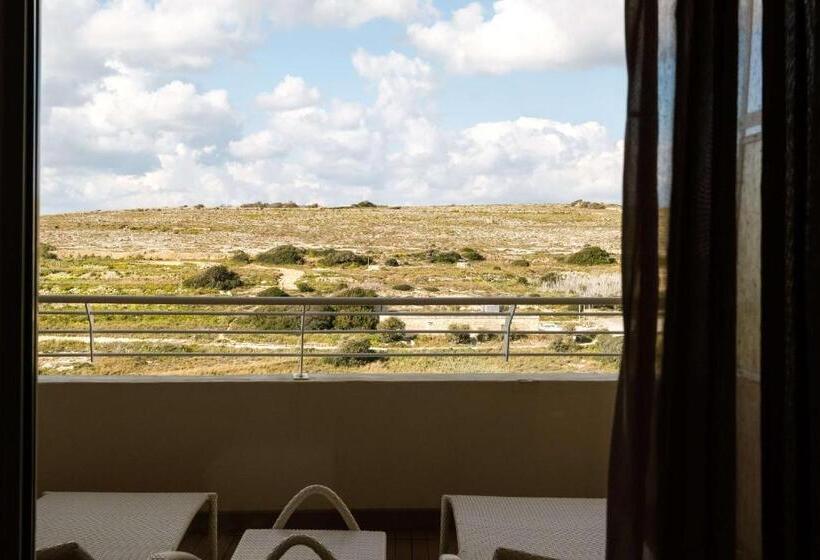 سوئیت پریمیوم, Radisson Blu Resort & Spa, Malta Golden Sands