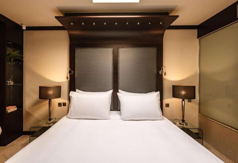 سوئیت پریمیوم 2 خوابه, Radisson Blu Resort & Spa, Malta Golden Sands