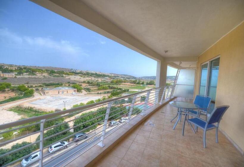 سوئیت با چشم‌انداز, Radisson Blu Resort & Spa, Malta Golden Sands